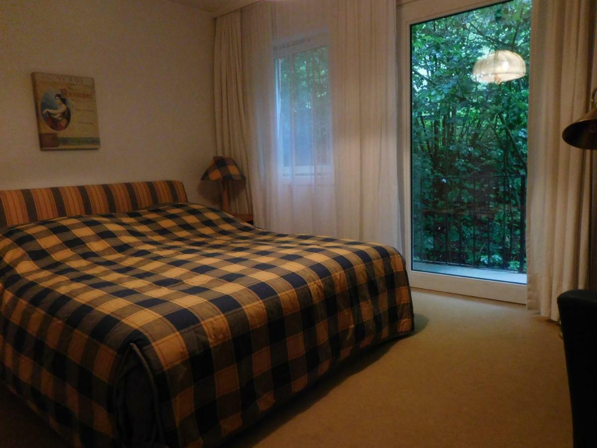 Pension/Bed And Breakfast Pangea 巴特劳特堡 外观 照片
