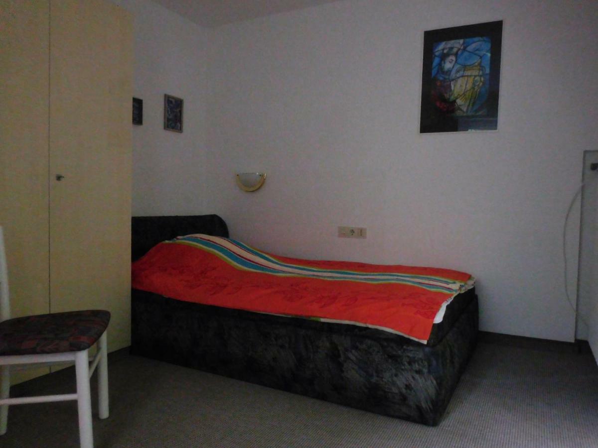 Pension/Bed And Breakfast Pangea 巴特劳特堡 外观 照片